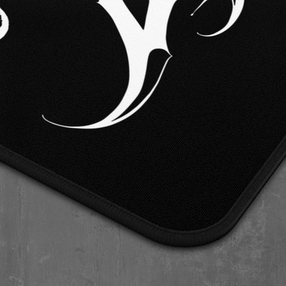 BANSHEE CHAIN DESK MAT
