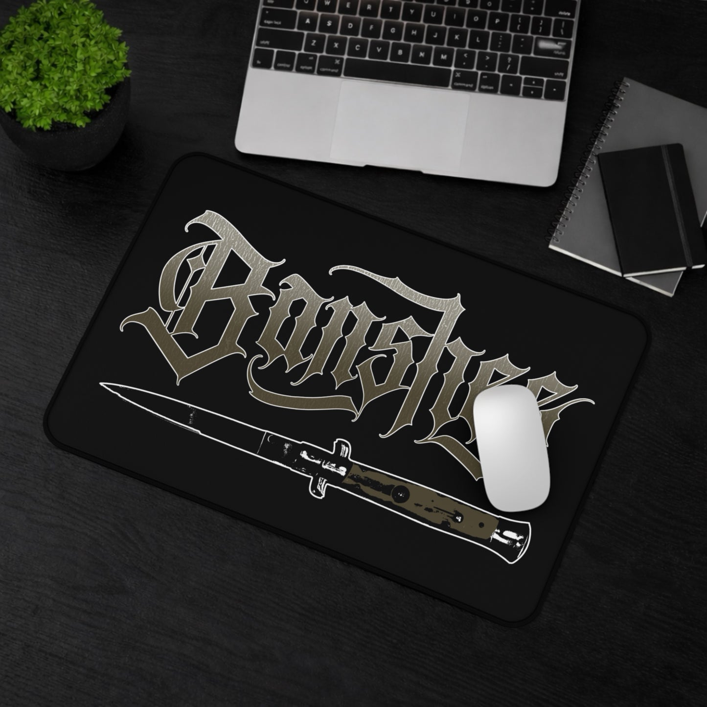 BANSHEE SWITCHBLADE DESK MAT