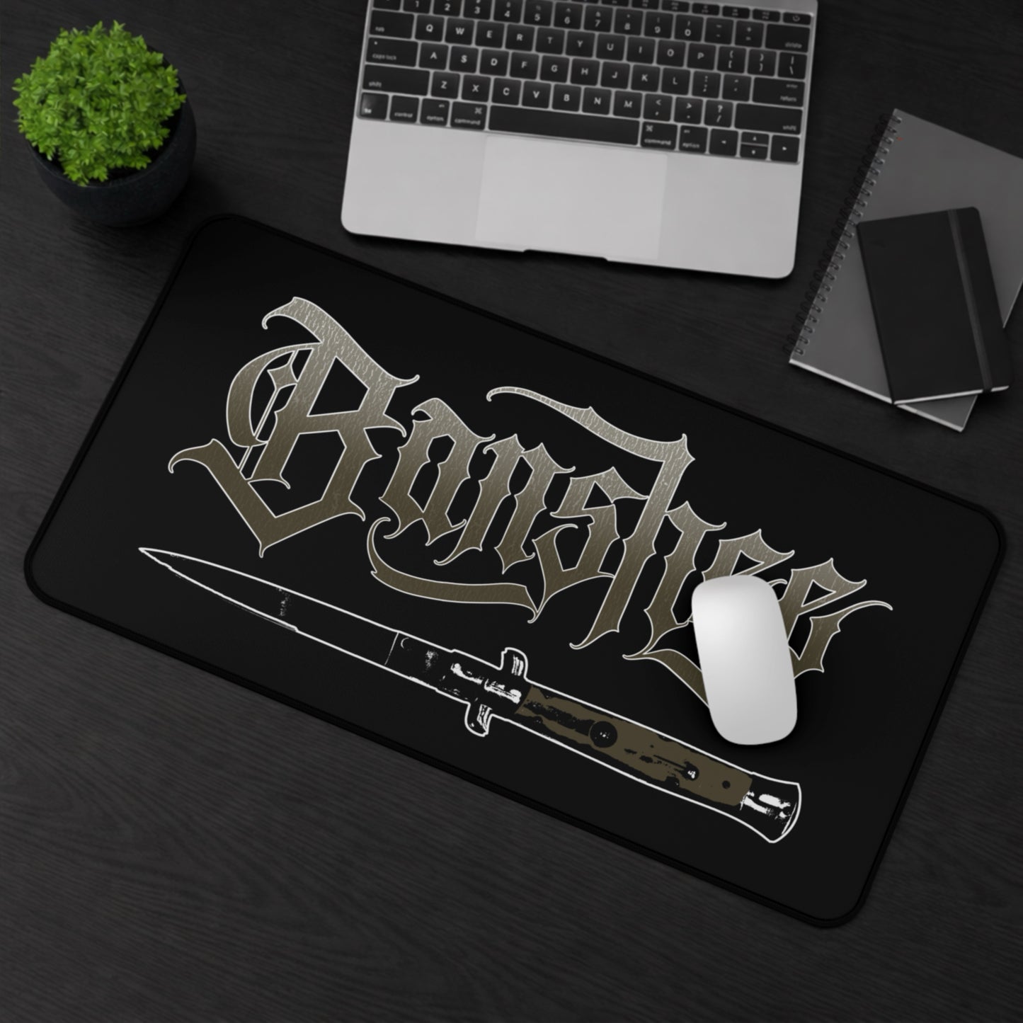 BANSHEE SWITCHBLADE DESK MAT
