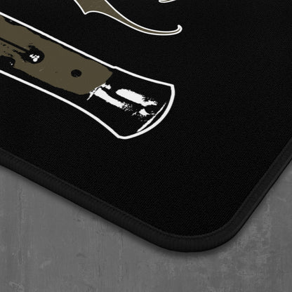 BANSHEE SWITCHBLADE DESK MAT
