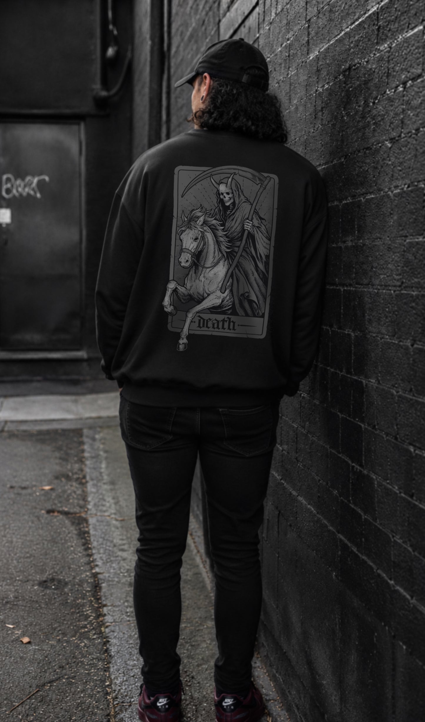 THE HORSEMAN GREY SWEATSHIRT