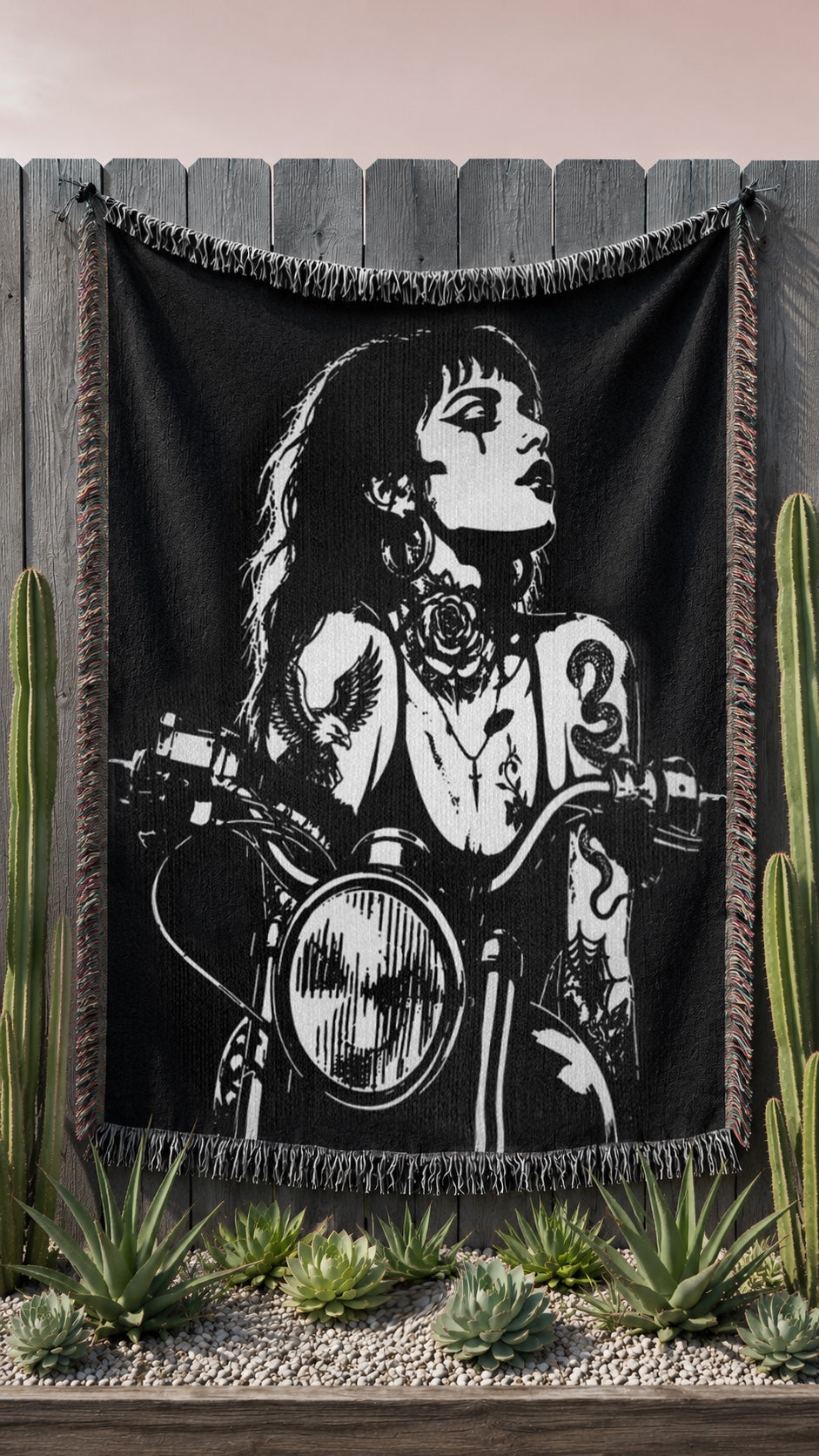 MAYHEM WOVEN BLANKET
