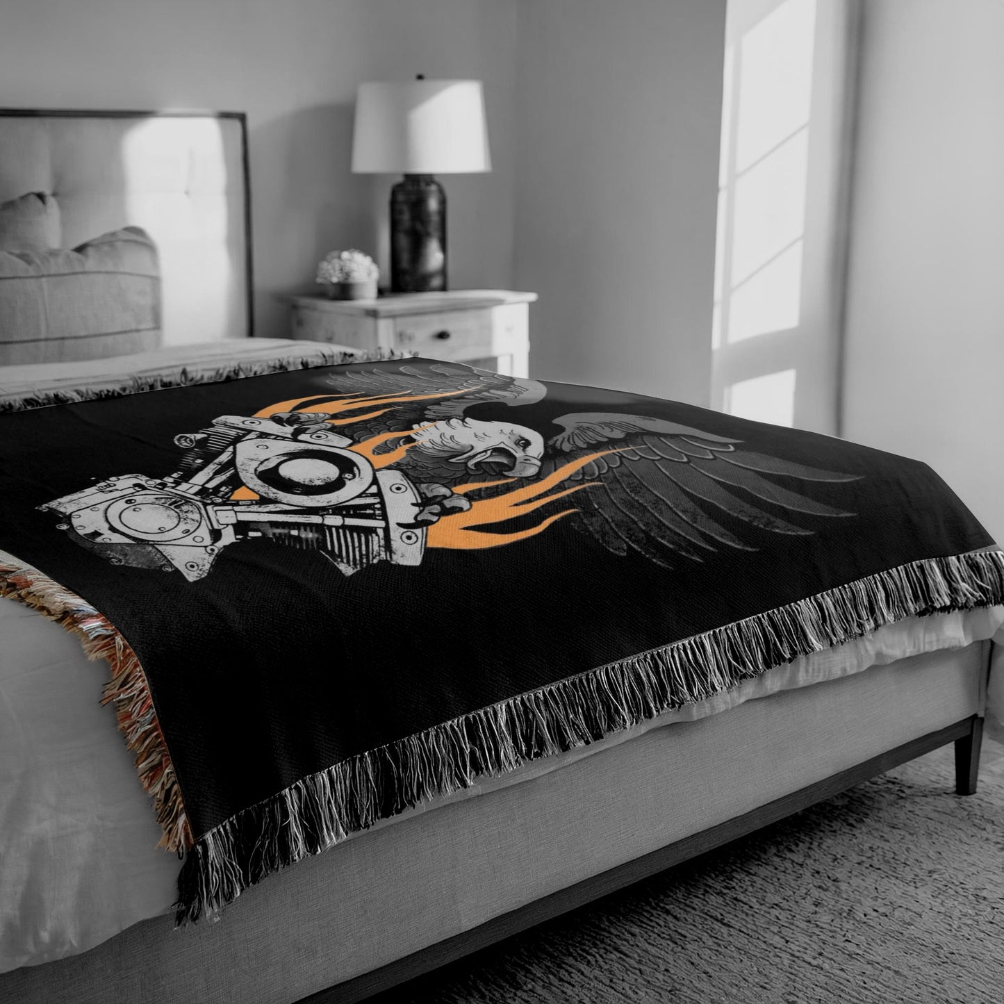 Flaming shovelhead Woven Blanket